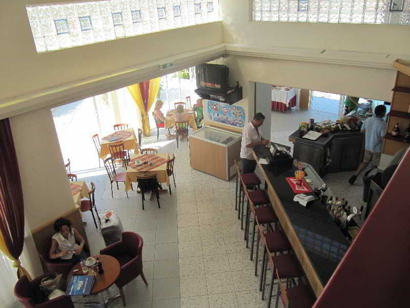 Irinna Hotel-Apartments Faliraki Extérieur photo